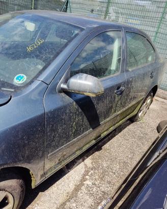 Porta anteriore sx nuda SKODA OCTAVIA del 2006