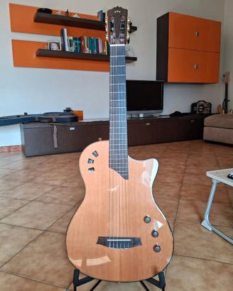 Chitarra classica elettrificata Cordoba