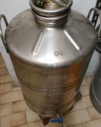 Contenitore olio in acciaio con rubinetto