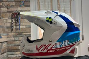 Casco scorpion exo