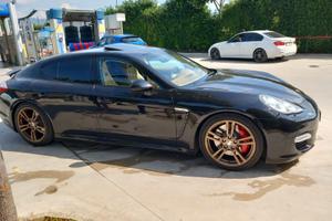 Porsche Panamera turbo S executive