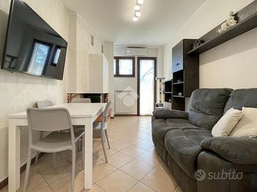 2 LOCALI A MUGGIÒ