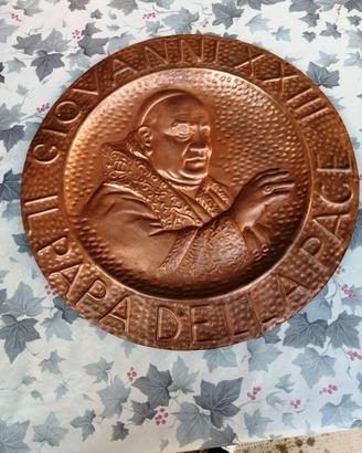 piatto in rame a sbalzo papa Giovanni XXIII
