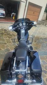 Harley davidson street glide