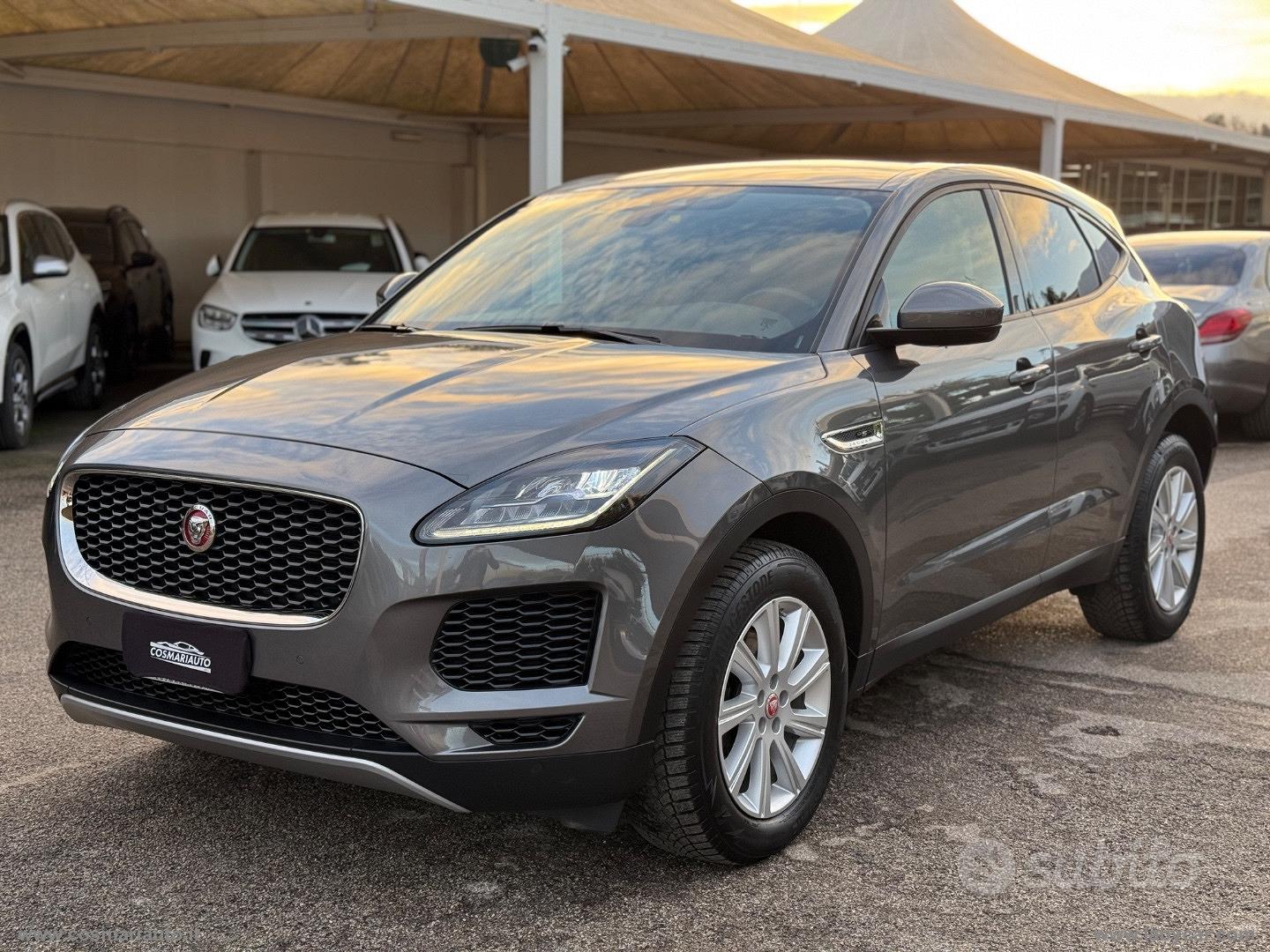 Jaguar E-Pace 2019 photo 3