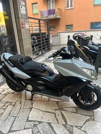 NEW ENTRY * Yamaha T Max 500