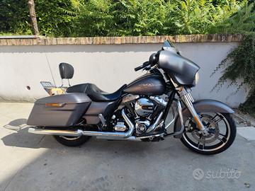Harley-davidson FLHX Street Glide 103 CHARCOAL DEN
