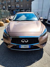  Infiniti Q30 AWD cambio automatico sequenziale 