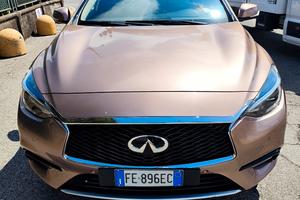  Infiniti Q30 AWD cambio automatico sequenziale 