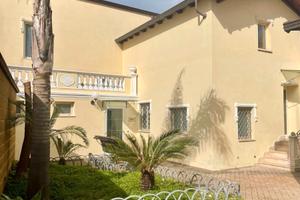 DOLIANOVA:Locale uso studi medico/professionali