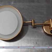 Specchio ingranditore da parete