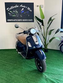 Piaggio Vespa 250 GTS SUPER