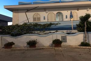 Appartamento affacciato sul mare