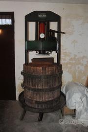 Torchio idraulico senza vite