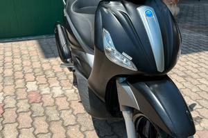 Piaggio beverly 350 asr abs nero opaco PERFETTO