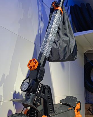monopattino M4  max