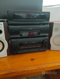 Stereo Kenwood  con casse Philips 