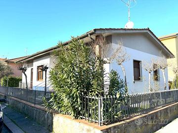 Villa di 137 m² con più di 5 locali e box auto dop