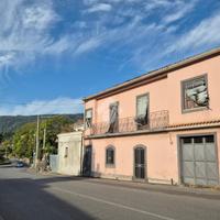 CASA INDIPENDENTE A ZAFFERANA ETNEA