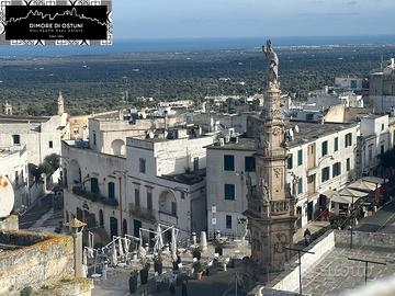 PALAZZOTTO 'VISTA' su PIAZZA DELLA LIBERTA OSTUNI