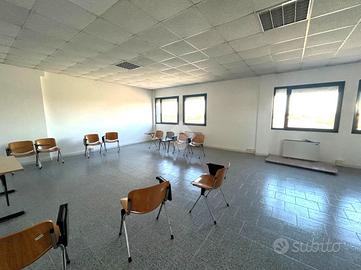 UFFICIO A QUARTO D'ALTINO