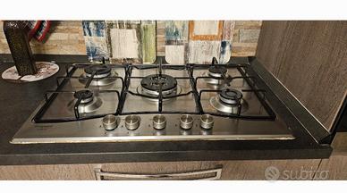 Piano cottura 5 fuochi Hotpoint Ariston