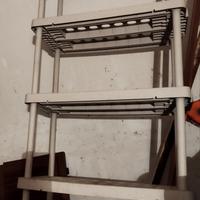 scaffale in plastica 