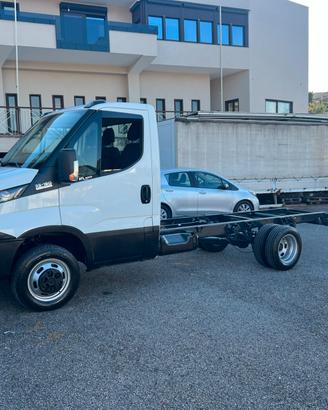 IVECO DAILY 35C16 HI-MATIC PASSO 4100