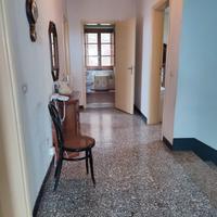 Casa indipendente con ampio cortile