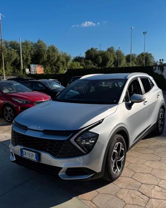 KIA SPORTAGE 1.6 DIESEL HYBRID 2023 ACCESSORIATA