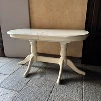 Tavolo soggiorno con sedie