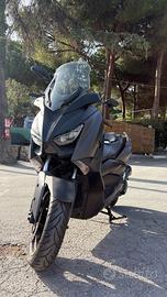 Yamaha x-max 125