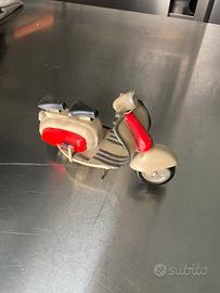 Modellino lambretta-vespa