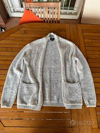 Cardigan Pull&Bear grigio e bianco