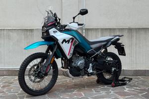 CFMOTO 450mt