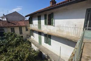CASA SEMINDIPENDENTE A GASSINO TORINESE