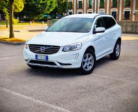 Volvo XC60 D4 AWD Geartronic Business