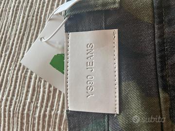 Pantalone flared mimetico