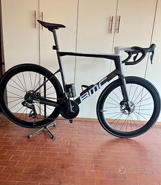 BMC Teammachine SLR01, Taglia 61, Ultrega Di2 12v