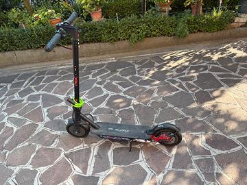 EMG Monopattino Velociptor