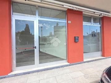 NEGOZIO A BRESCIA