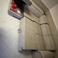 Divano ad angolo camosciato