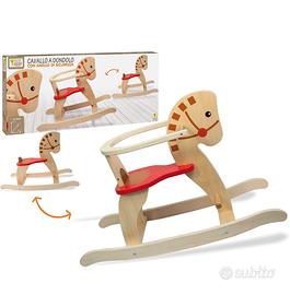 Cavallo a domdolo in legno