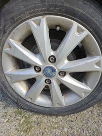 Cerchi in lega 15 pollici per ford fiesta