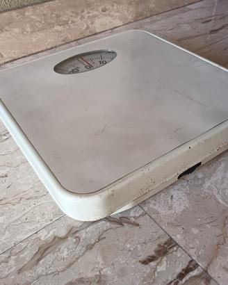 Bilancia pesapersone Laica vintage