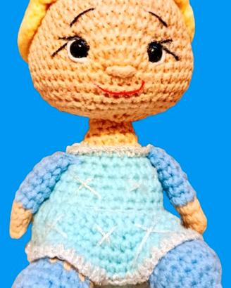 bambolina amigurumi Elsa