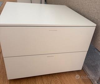 Coppia di Comodini Molteni colore bianco