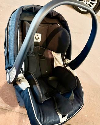 Passeggino, seggiolino, ovetto per bimbo