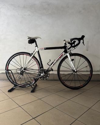 Bicicletta FRW HUNTER HILL ULTEGRA