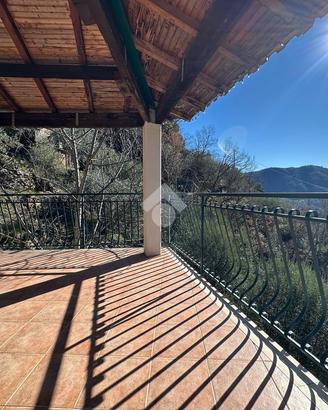 CASA INDIPENDENTE A PIGNA